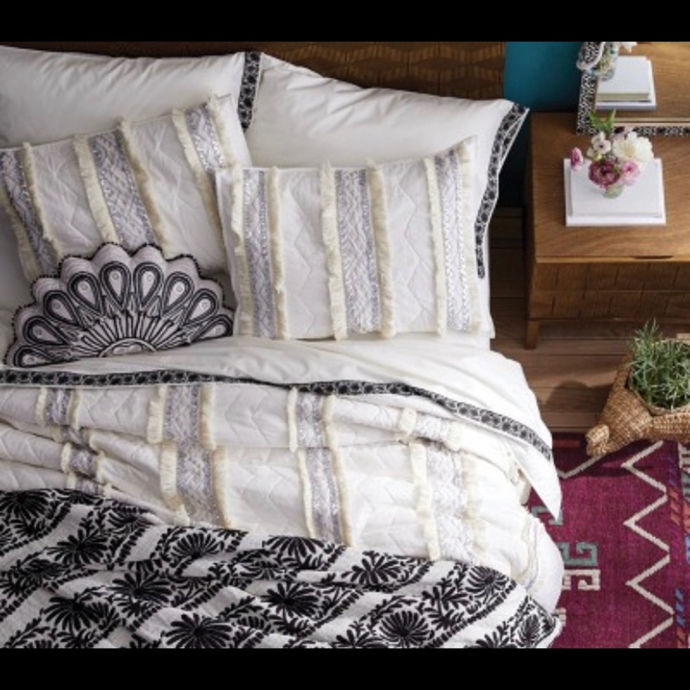 Opalhouse Throw pillow